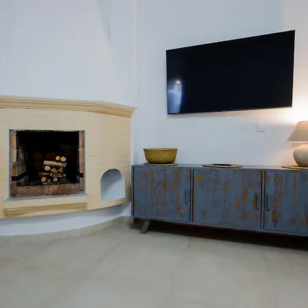 Kind アパート Chío